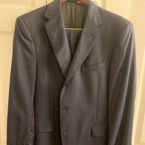 Daniel Cremiux 44R Suit